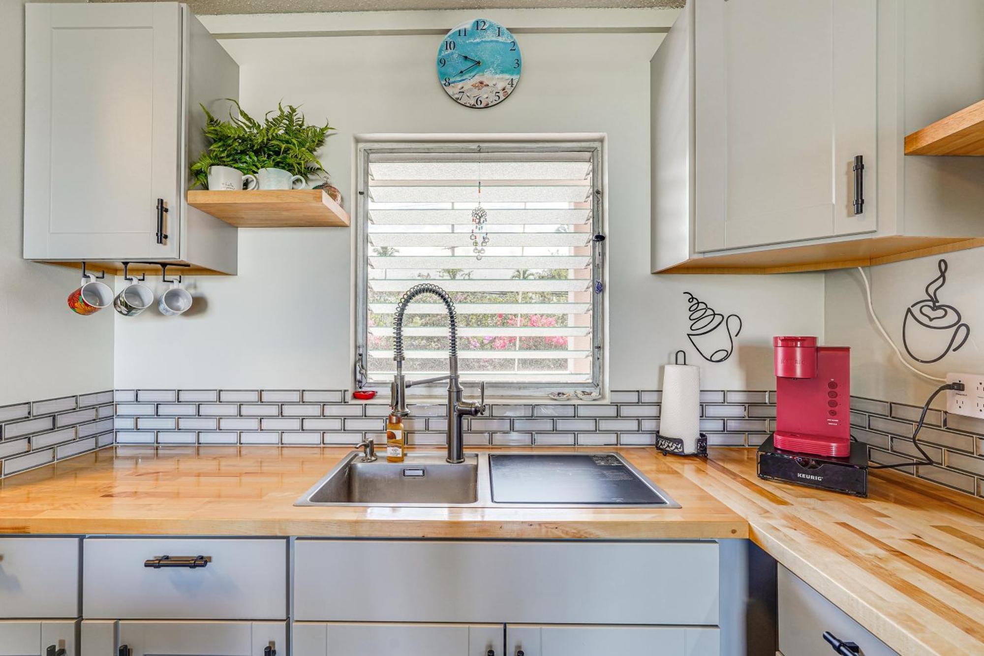 Kailua-Kona Condo With Balcony Walk To The Beach! Экстерьер фото
