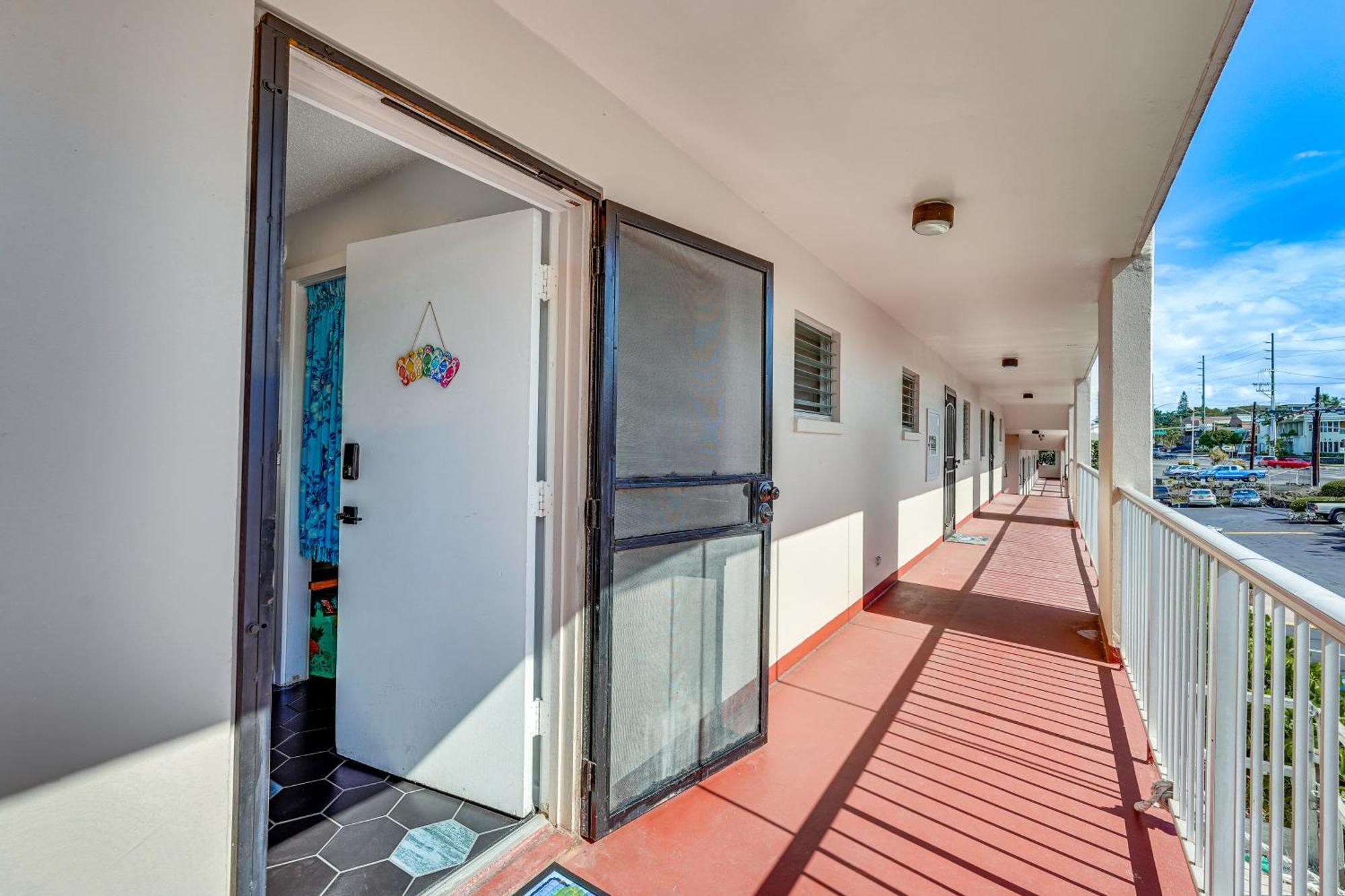 Kailua-Kona Condo With Balcony Walk To The Beach! Экстерьер фото