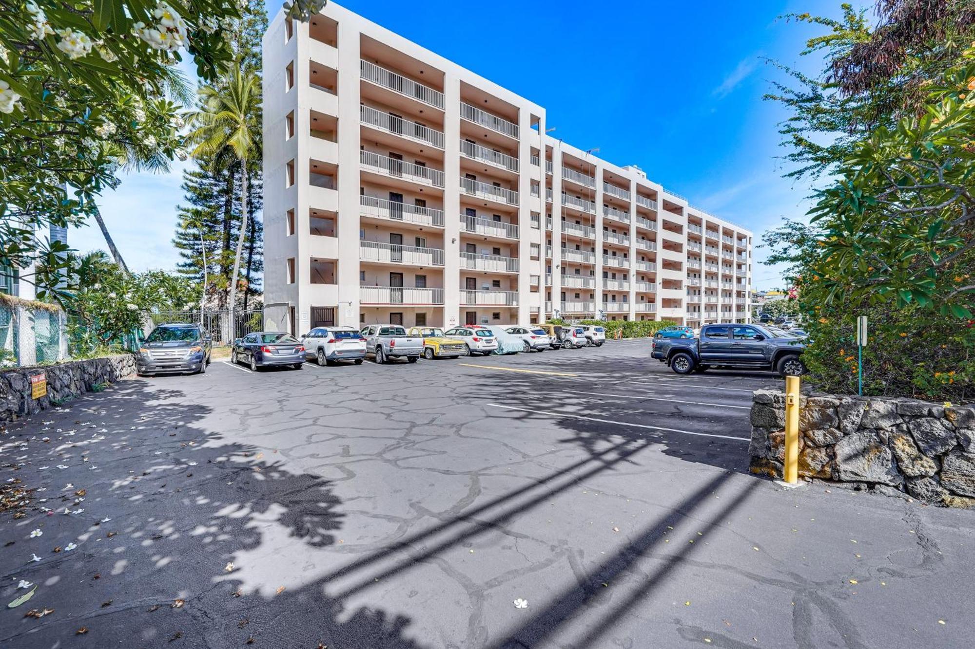 Kailua-Kona Condo With Balcony Walk To The Beach! Экстерьер фото